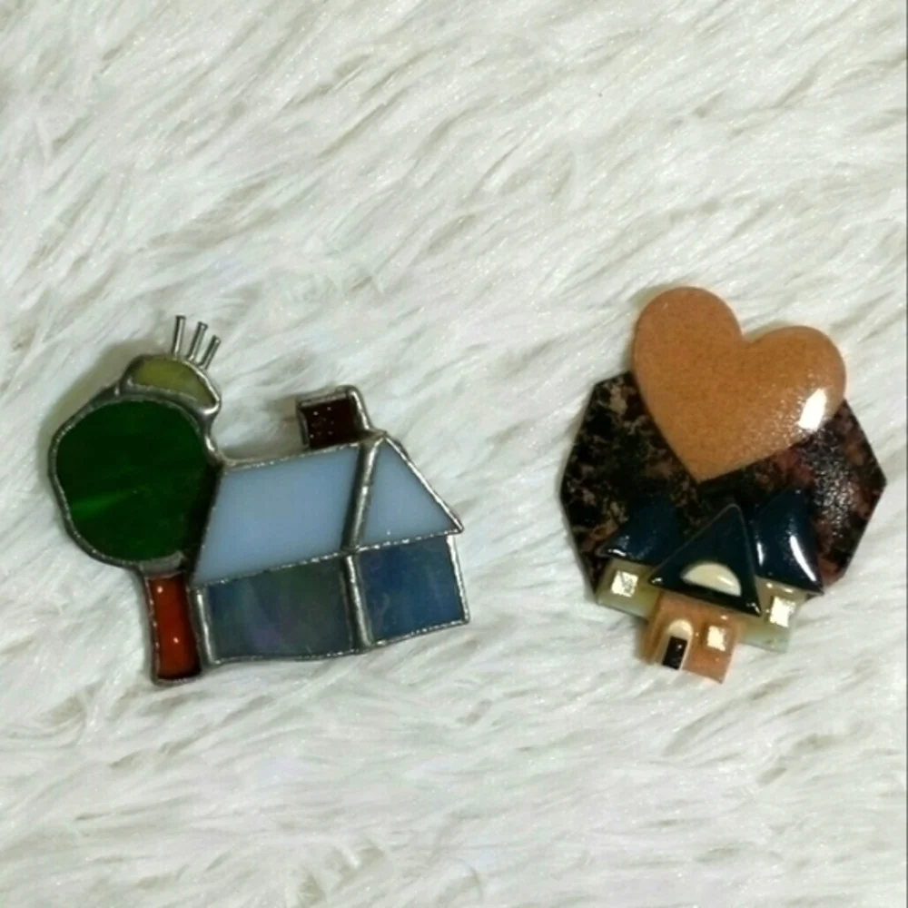Vintage House Collectible Brooch Pins